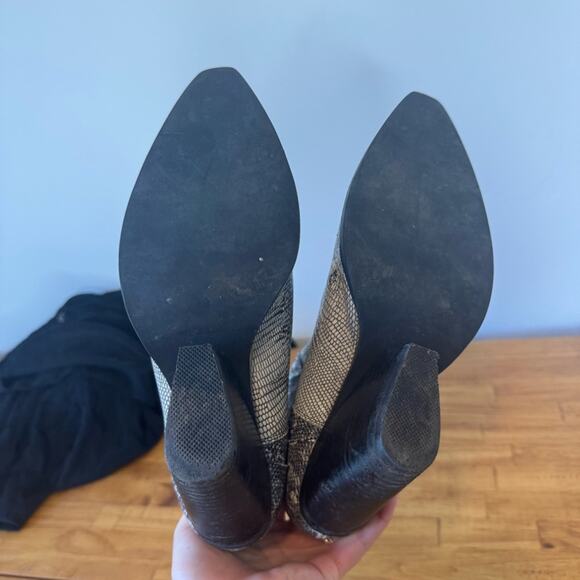 Jeffrey Campbell Snakeskin Reptile Leather Point Toe Ankle Boots Size 7 - Picture 4 of 5